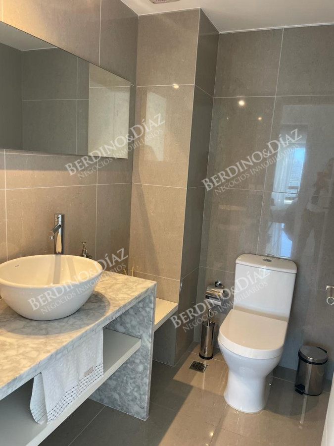 Apartamento ID.2875 - Apartamento en venta Torre One esquinero 4 dormitorios