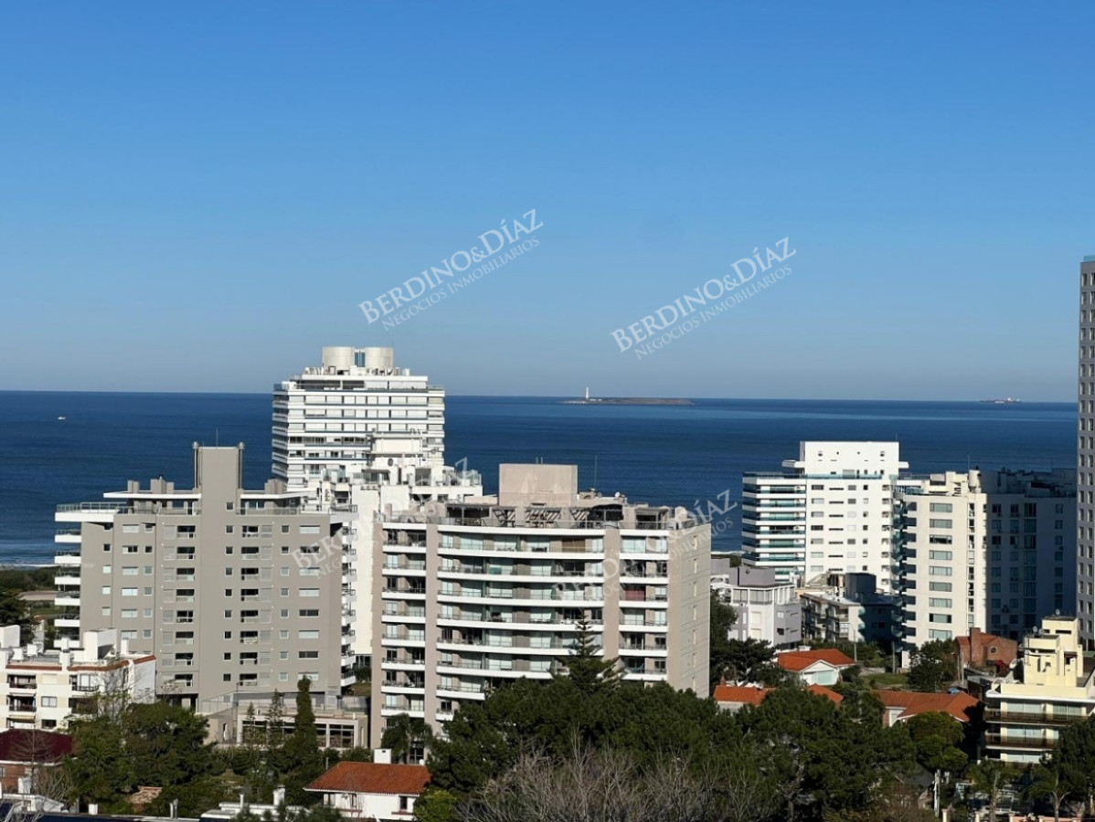 Apartamento ID.2778 - Ocean Drive Apartamento de 3 dormitorios en venta 