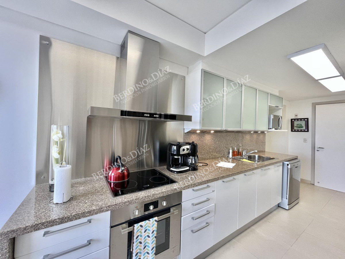Apartamento ID.2705 - Apartamento frente al mar Playa Brava Torre Premium