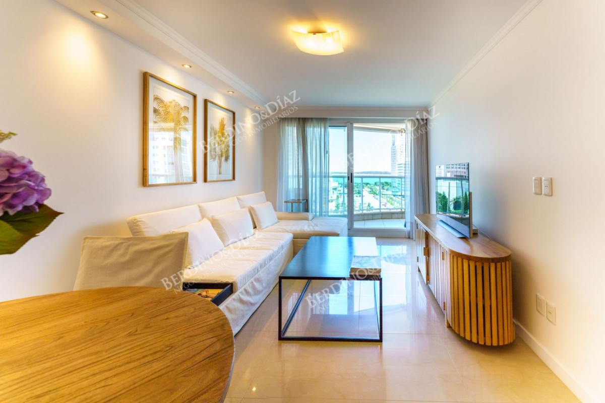 Apartamento ID.2890 - Oportunidad Zona Enjoy 2 dormitorios y medio parrillero propio