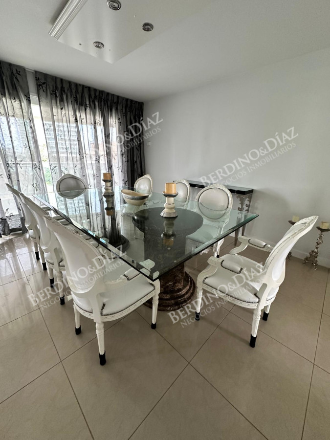 Apartamento ID.2884 - Torre Aquarela 4 dormitorios mas dependencia de servicio