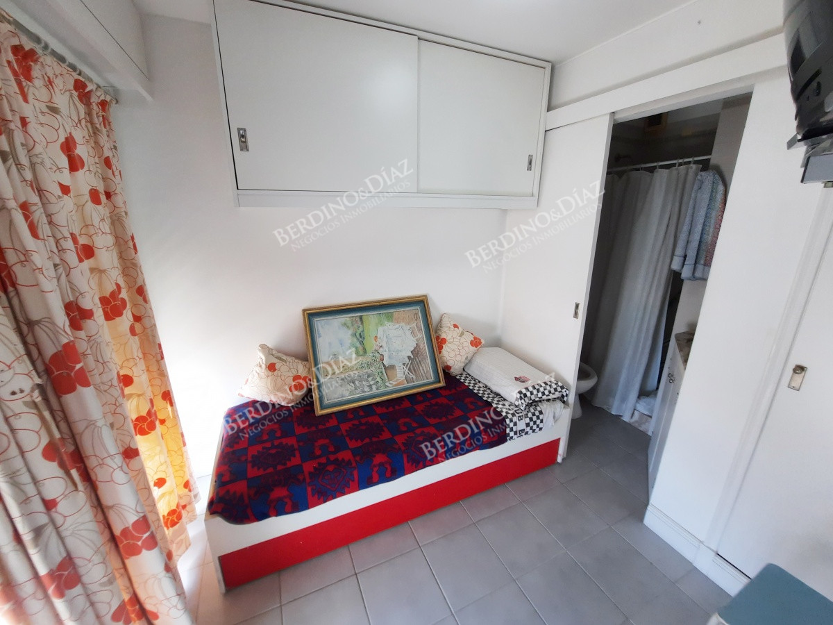 Apartamento ID.1290 - En venta  PentHouse en Playa Mansa reciclado  Punta del Este