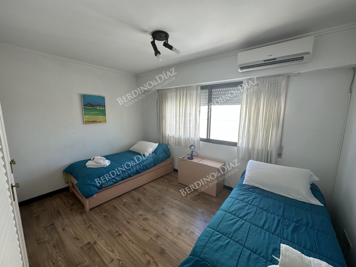 Apartamento ID.1585 - Apartamento en venta  frente al Mar 