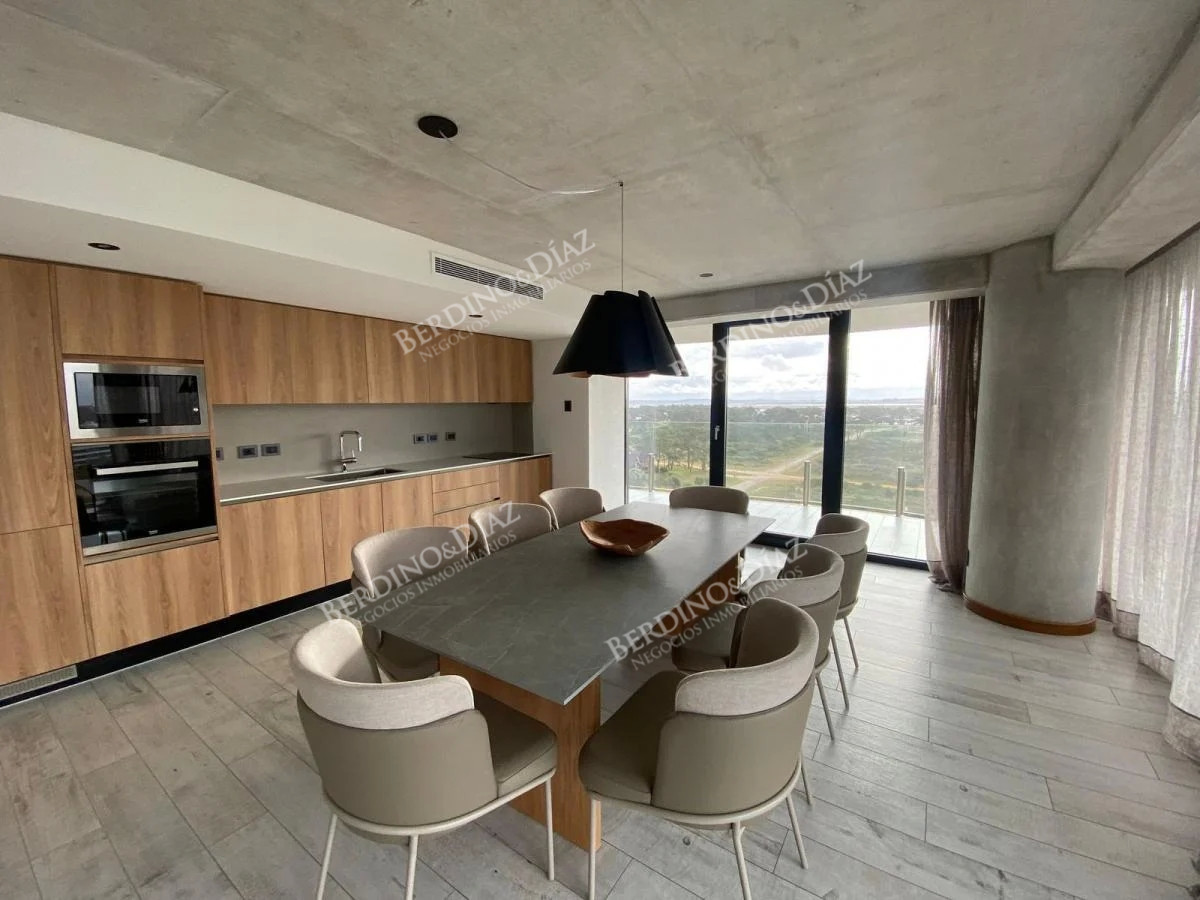 Apartamento ID.2268 - Apartamento vsita al mar en venta 140m2 propios Rincon del Indio