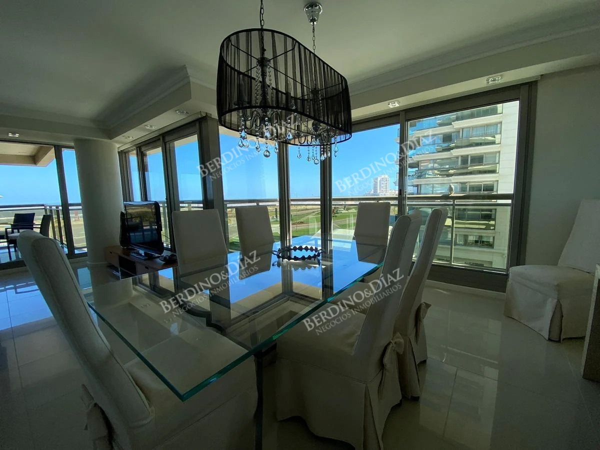Apartamento ID.2303 - APARTAMENTO EN VENTA PLAYA BARVA ESQUINERO 