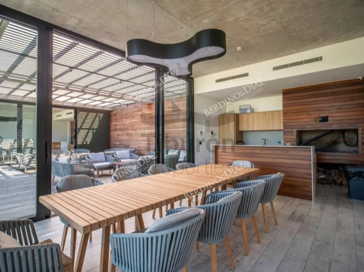 Apartamento ID.2974 - Apartamento en venta  3 dormitorios en Surfside