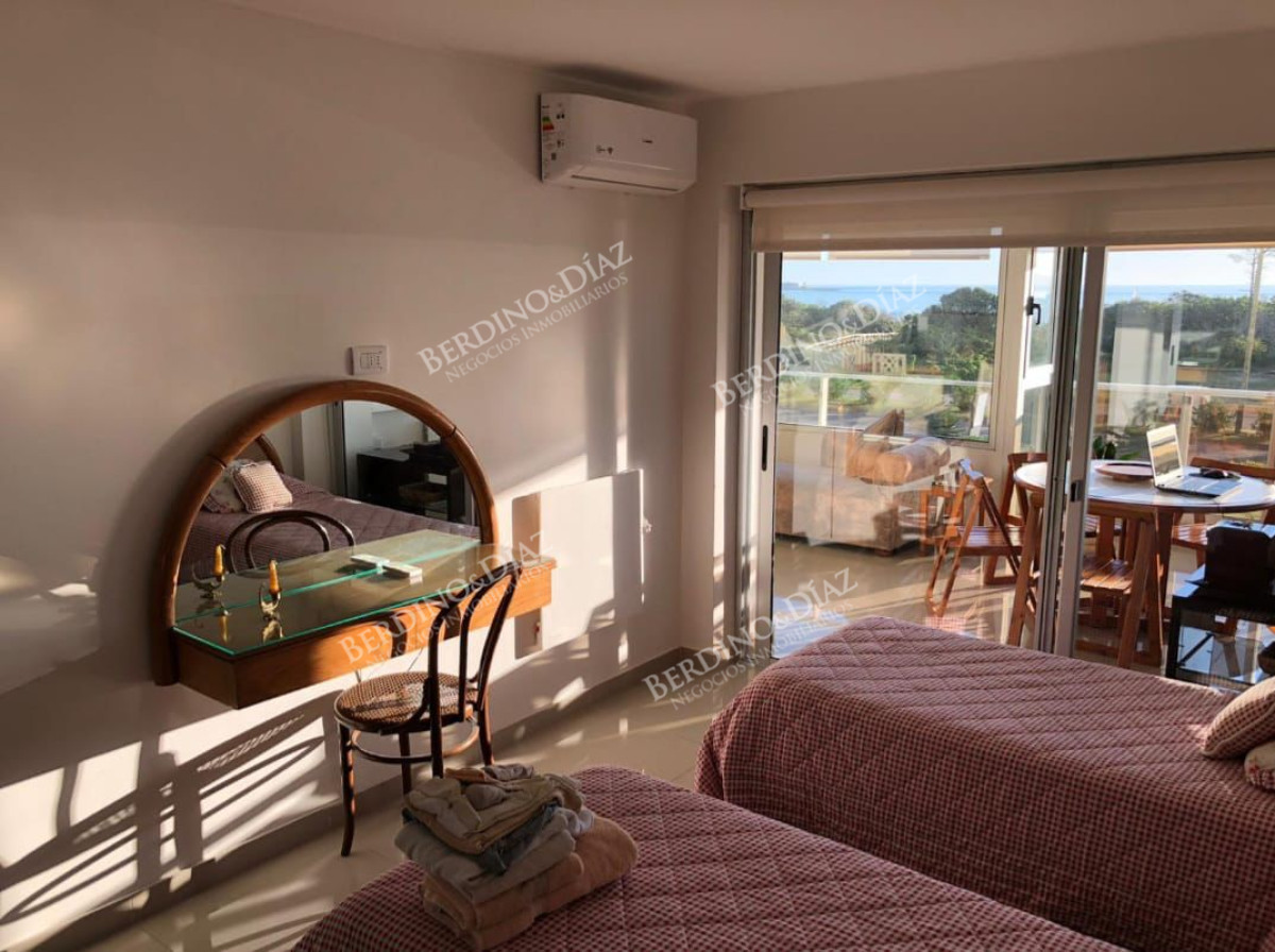 Apartamento ID.1721 - Apartamento en venta en Playa Mansa 