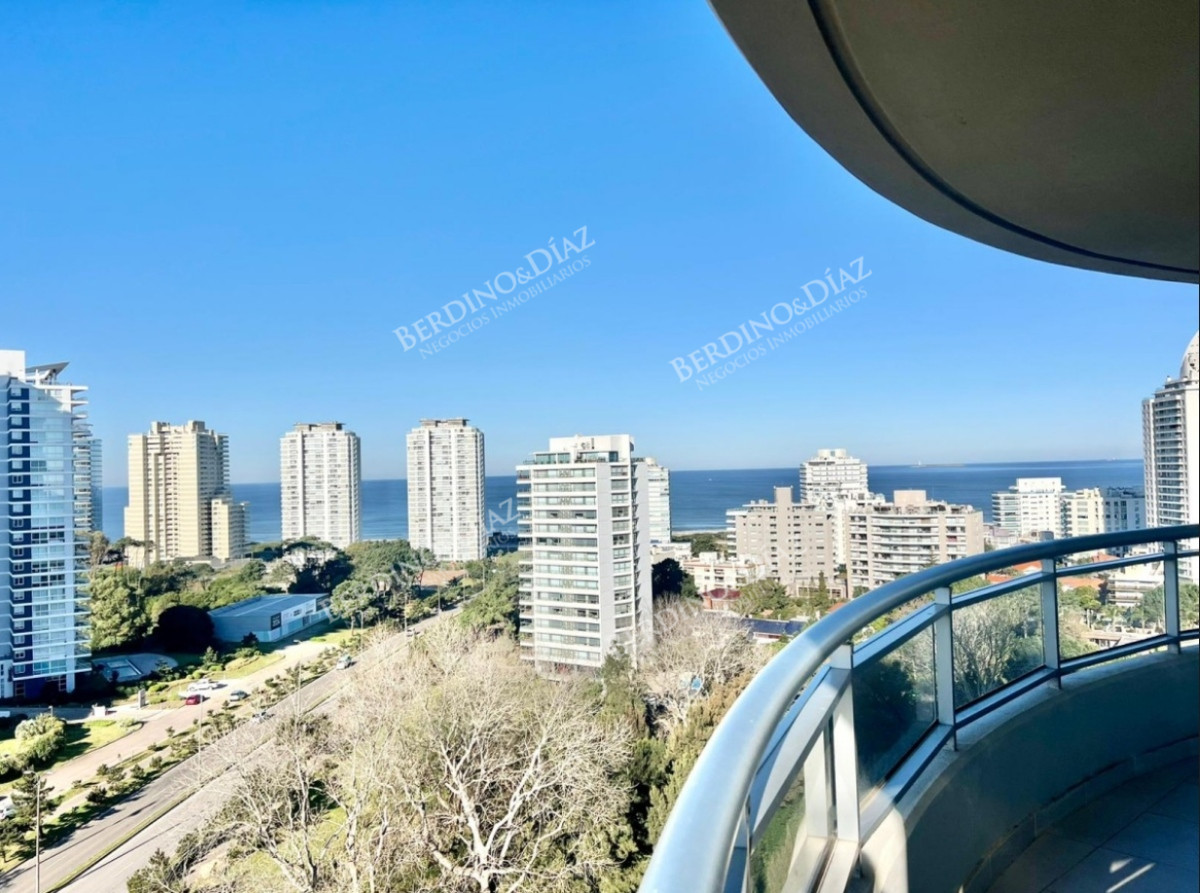 Apartamento ID.2778 - Ocean Drive Apartamento de 3 dormitorios en venta 