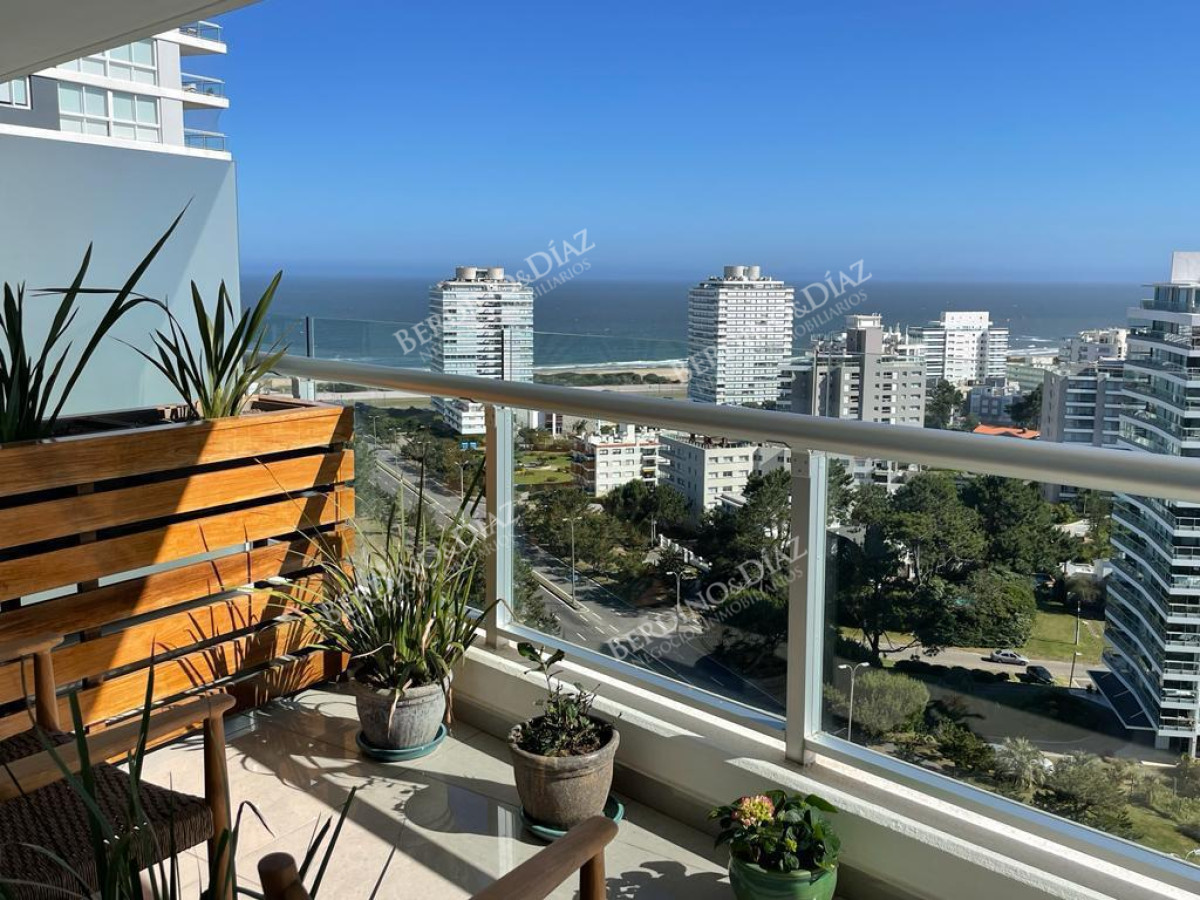 Apartamento ID.2875 - Apartamento en venta Torre One esquinero 4 dormitorios