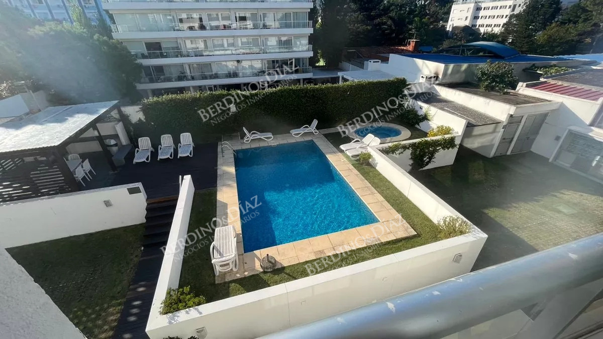 Apartamento ID.1820 - Apartamento en venta  en Punta del Este 