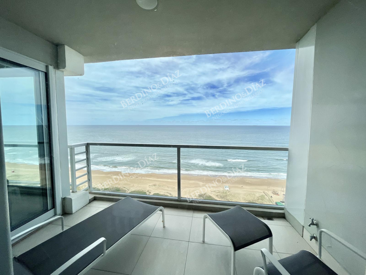 Apartamento ID.2705 - Apartamento frente al mar Playa Brava Torre Premium