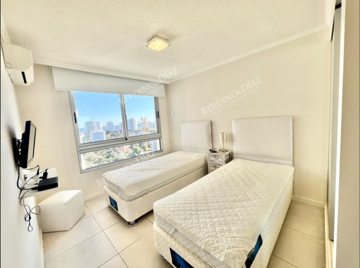 Apartamento ID.2778 - Ocean Drive Apartamento de 3 dormitorios en venta 