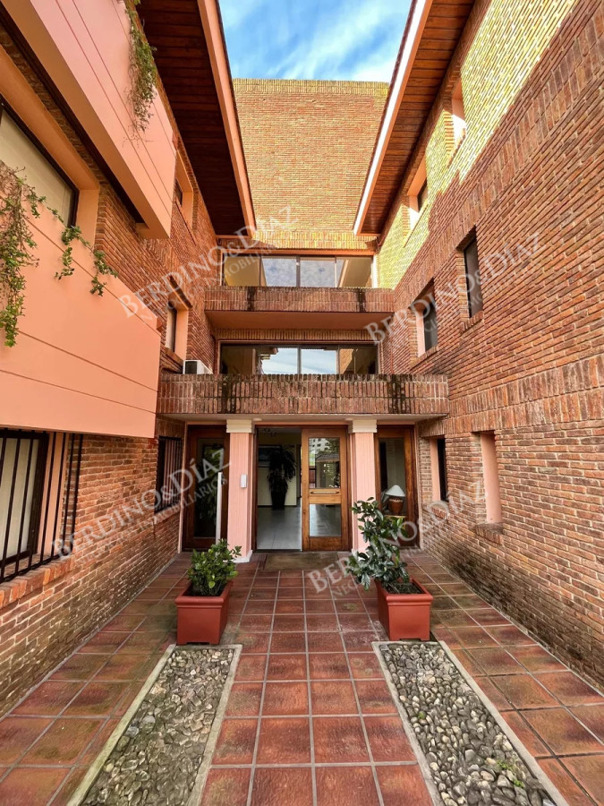 Apartamento ID.2048 - Apartamento en Playa Mansa Venta