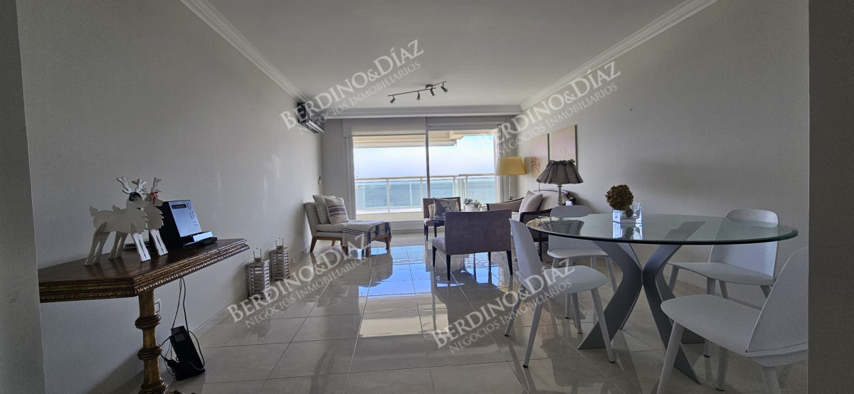 Apartamento ID.2755 - Venta Le Jardin Punta del Este Apartamento 2 dormitorios Mansa