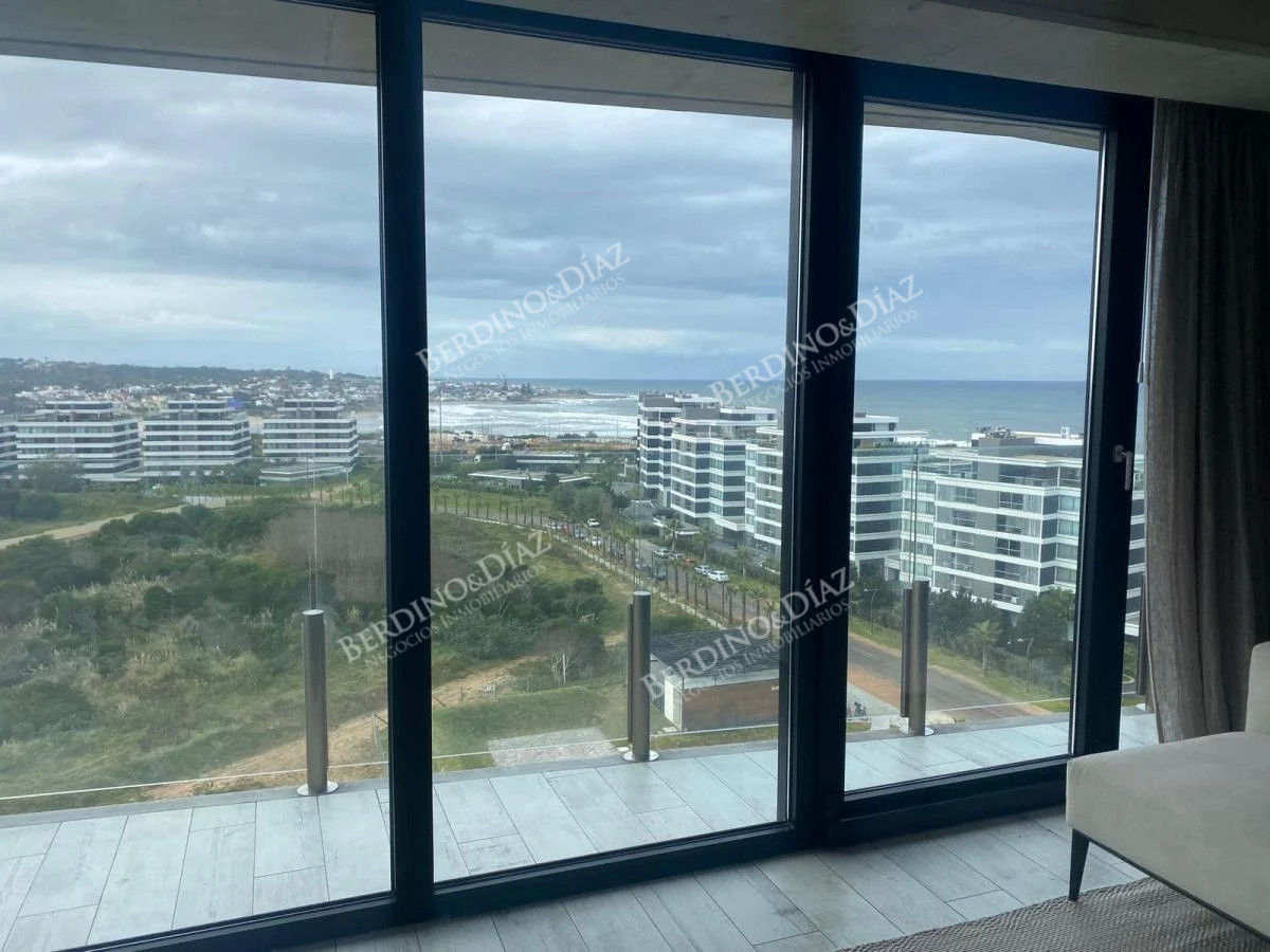 Apartamento ID.2268 - Apartamento vsita al mar en venta 140m2 propios Rincon del Indio