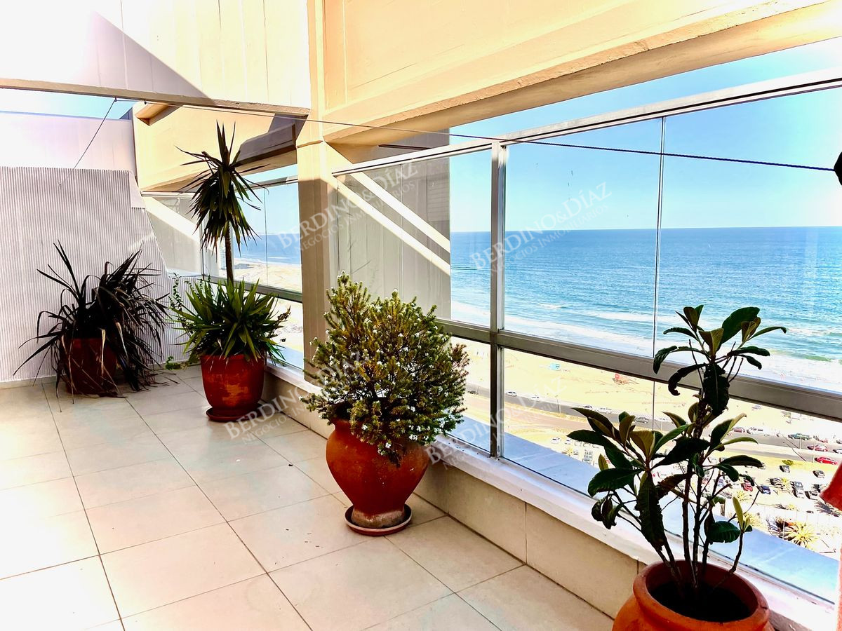 Apartamento ID.2001 - Pensthouse en venta Peninsula vista espectacular al puerto