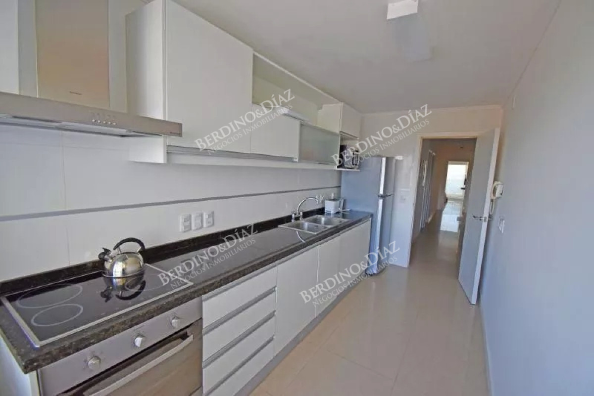 Apartamento ID.2809 - Apartamento en venta en Casino Tower Punta del Este