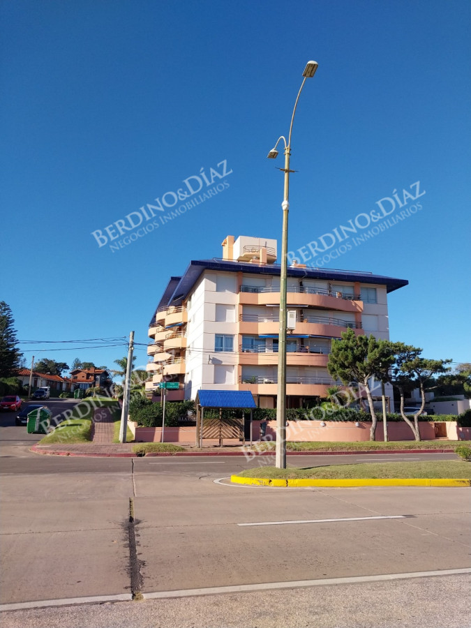 Apartamento ID.2839 - Apartamento con vista al mar 1 dormitorio en venta