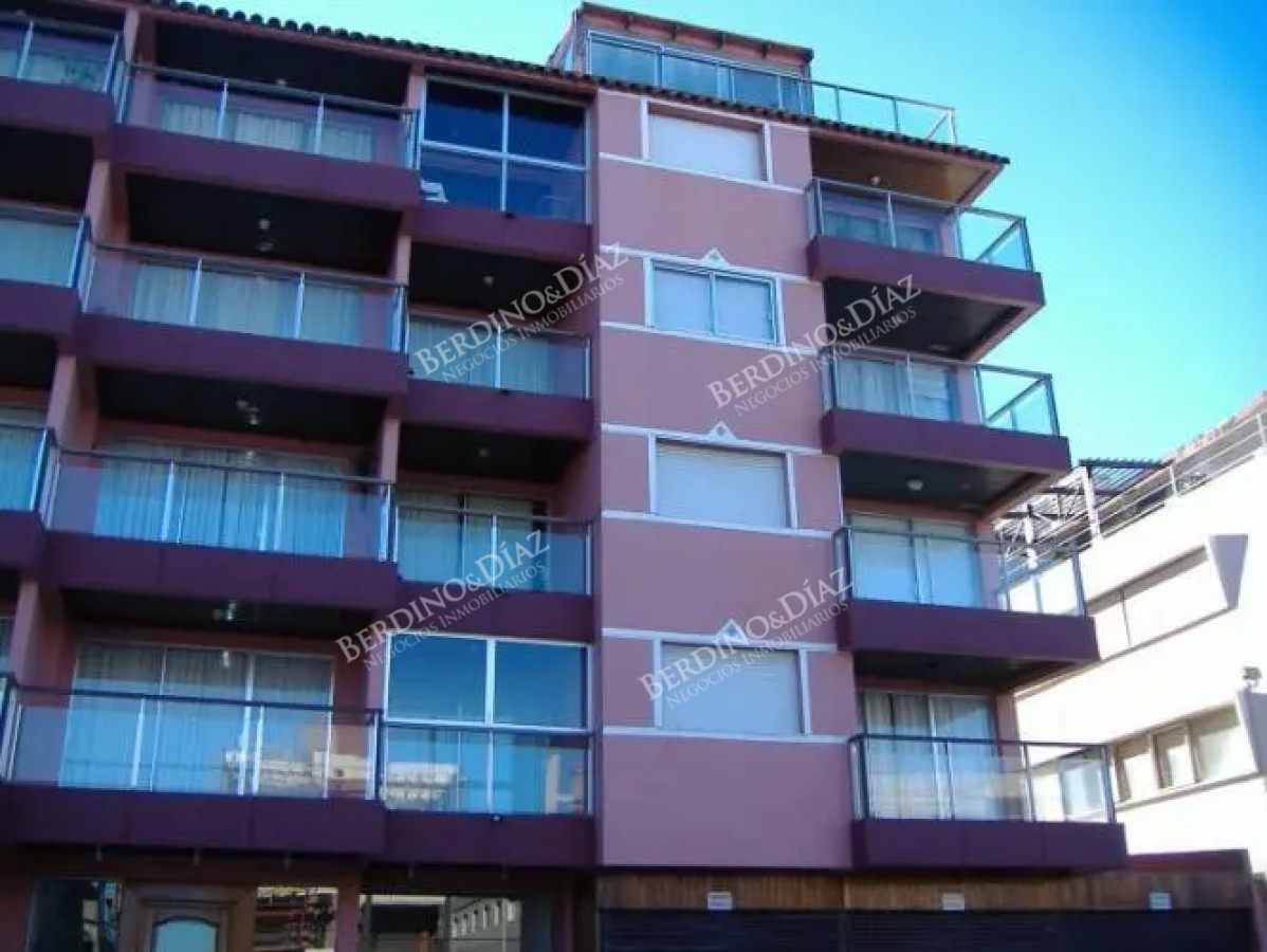Apartamento ID.2841 - Apartamento en venta 2 dormitorios en El Emir Punta del Este