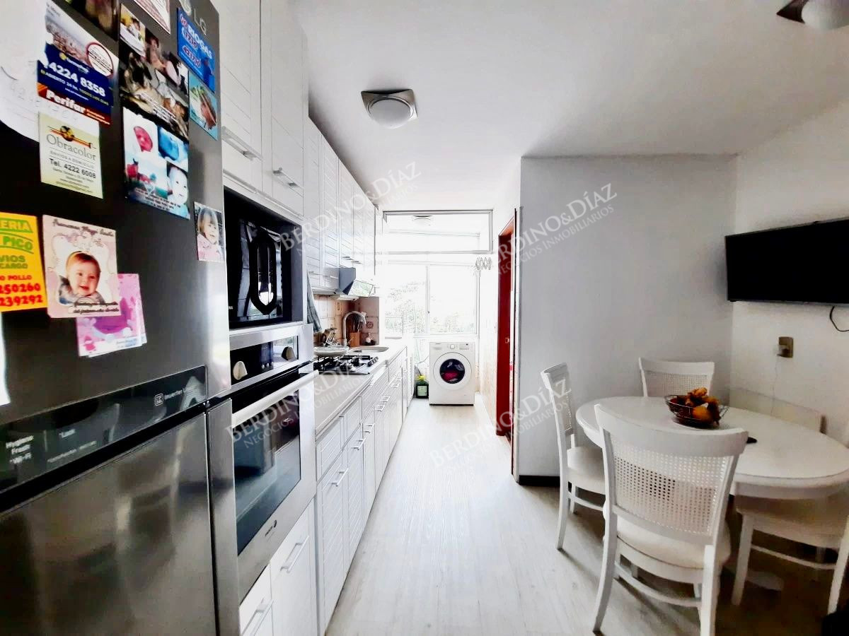 Apartamento ID.924 -  Apartamento  en venta sobre Avda Roosevelt