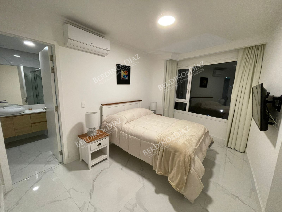 Apartamento ID.1472 - Apartamento Ediificio Paramount en alquiler 