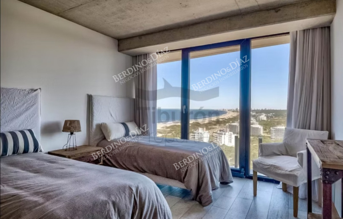 Apartamento ID.2975 - Apartamento en venta  2 dormitorios Surfside Brava