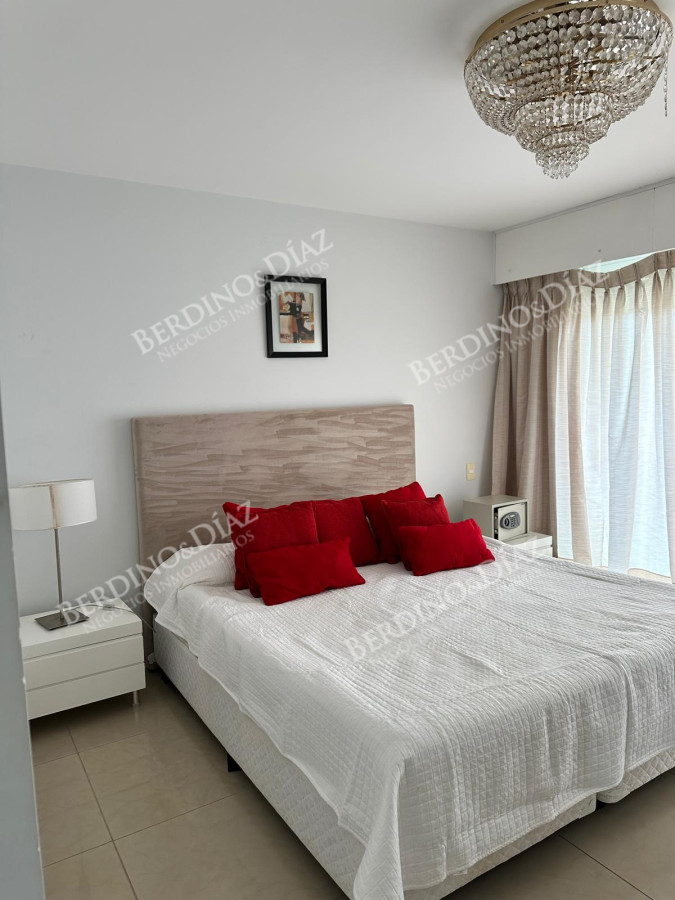 Apartamento ID.2884 - Torre Aquarela 4 dormitorios mas dependencia de servicio