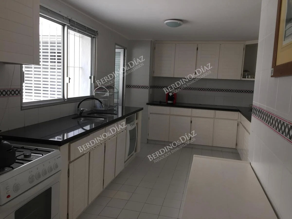 Apartamento ID.2158 - Apartamento en venta Puerto Punta del Este