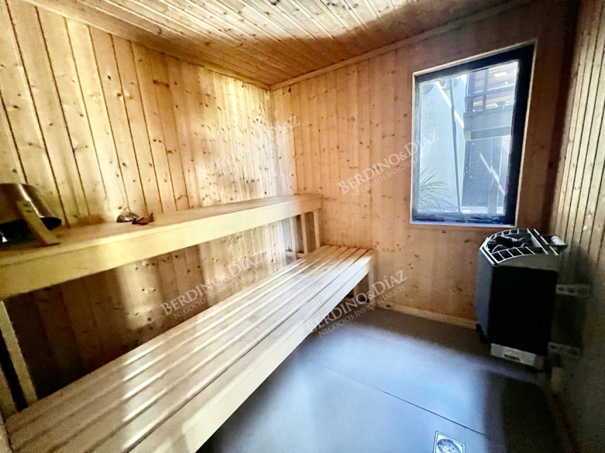 Apartamento ID.2561 - Playa Mansa Apartamento 3 suites frente al mar  y servicios