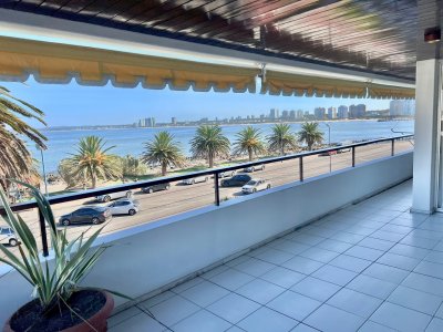 Hermoso Apartamento en venta hermosa vista al puerto 