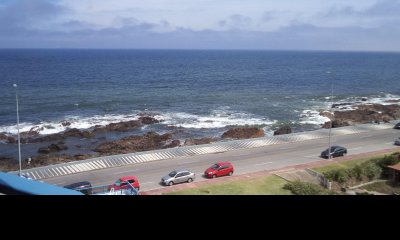Apartamento Extraordinario Muy Bien Ubicado en Primera Fila de la Brava con Espectacular Vista al Mar