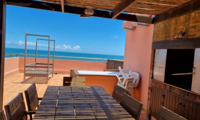 Pensthouse en venta 2 dormitorios parrillero propio Playa Mansa