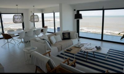 Penthouse en venta êninsula vista al mar y servicios