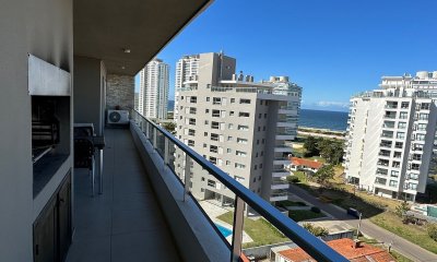 Apartamento de 3 dormitorios en venta Playa Brava