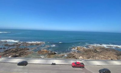 Apartamento en venta en Peninsula frente al mar
