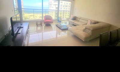 Apartamento en venta en Imperiale Playa Brava