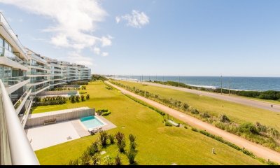 Apartamento frente al mar en Tiburon Terrazas