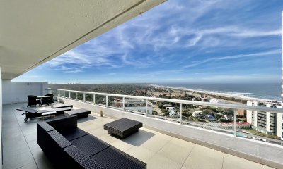 PentHouse en la Brava con hermosa vista
