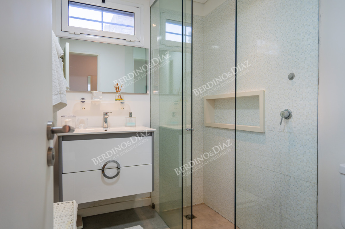 Casa ID.2422 - Casa moderna en venta en Rincon del Indio