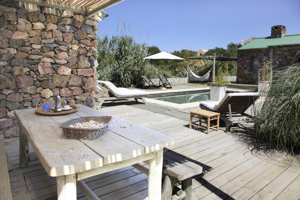 Casa ID.2215 - Casa en piedra venta frente al mar Manantiales