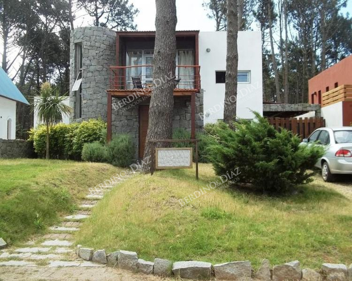 Casa ID.159 - Preciosa Casa de Dos Plantas Ubicada en la Zona Mas Linda de Montoya