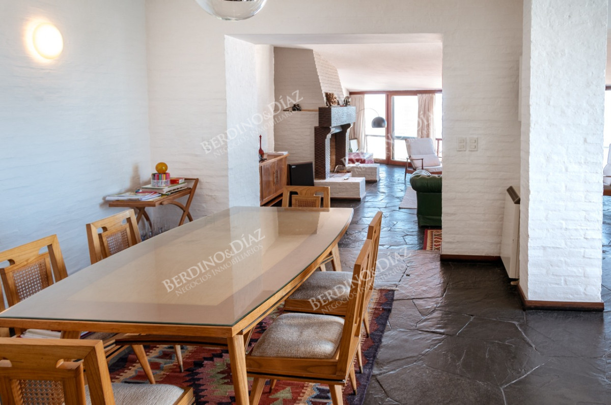 Casa ID.1001 - Casa frente al mar en Punta del Este