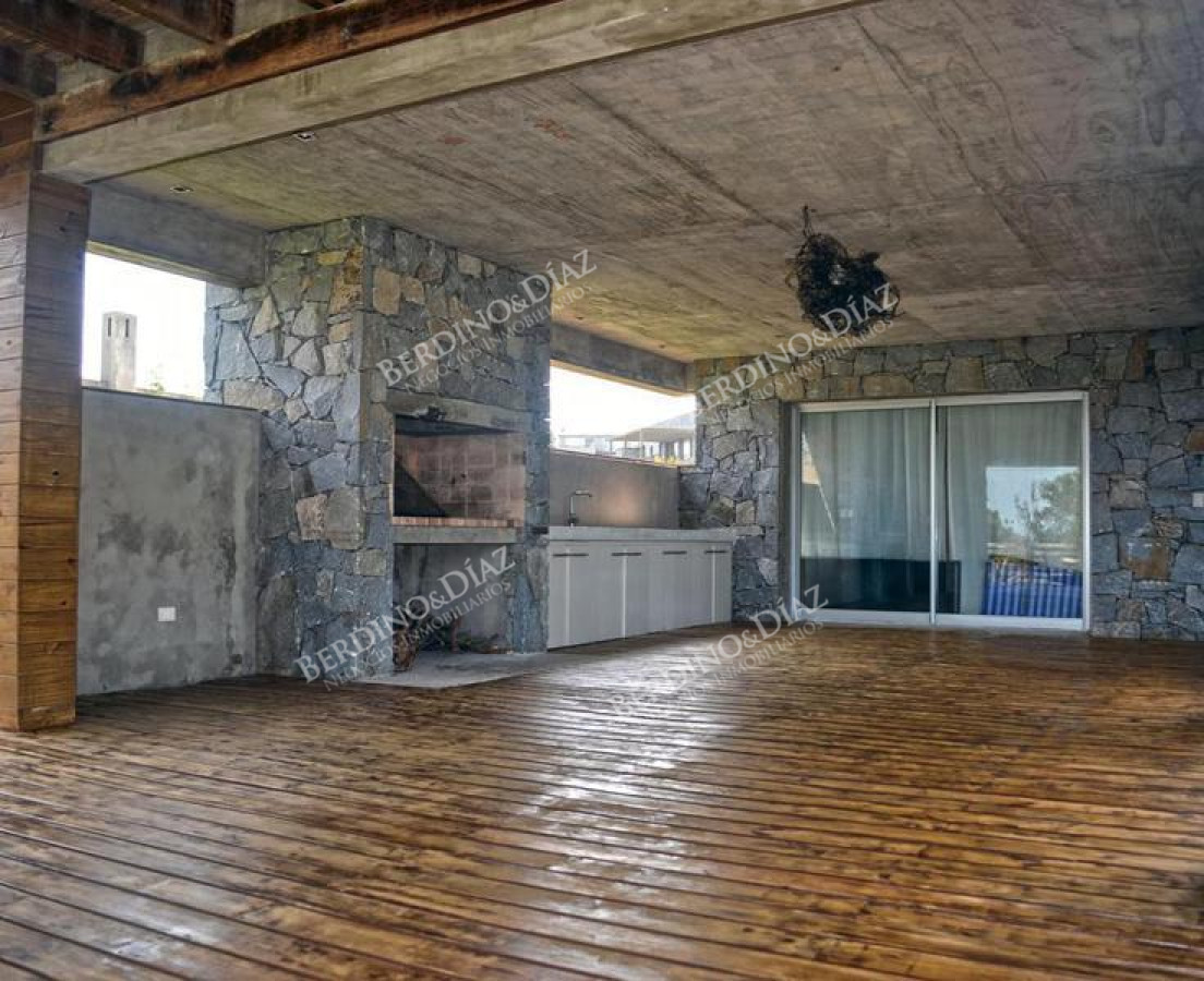 Casa ID.2232 - Casa elegante en venta con salida al mar Jose Ignacio