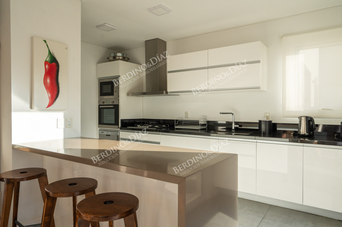 Casa ID.2422 - Casa moderna en venta en Rincon del Indio