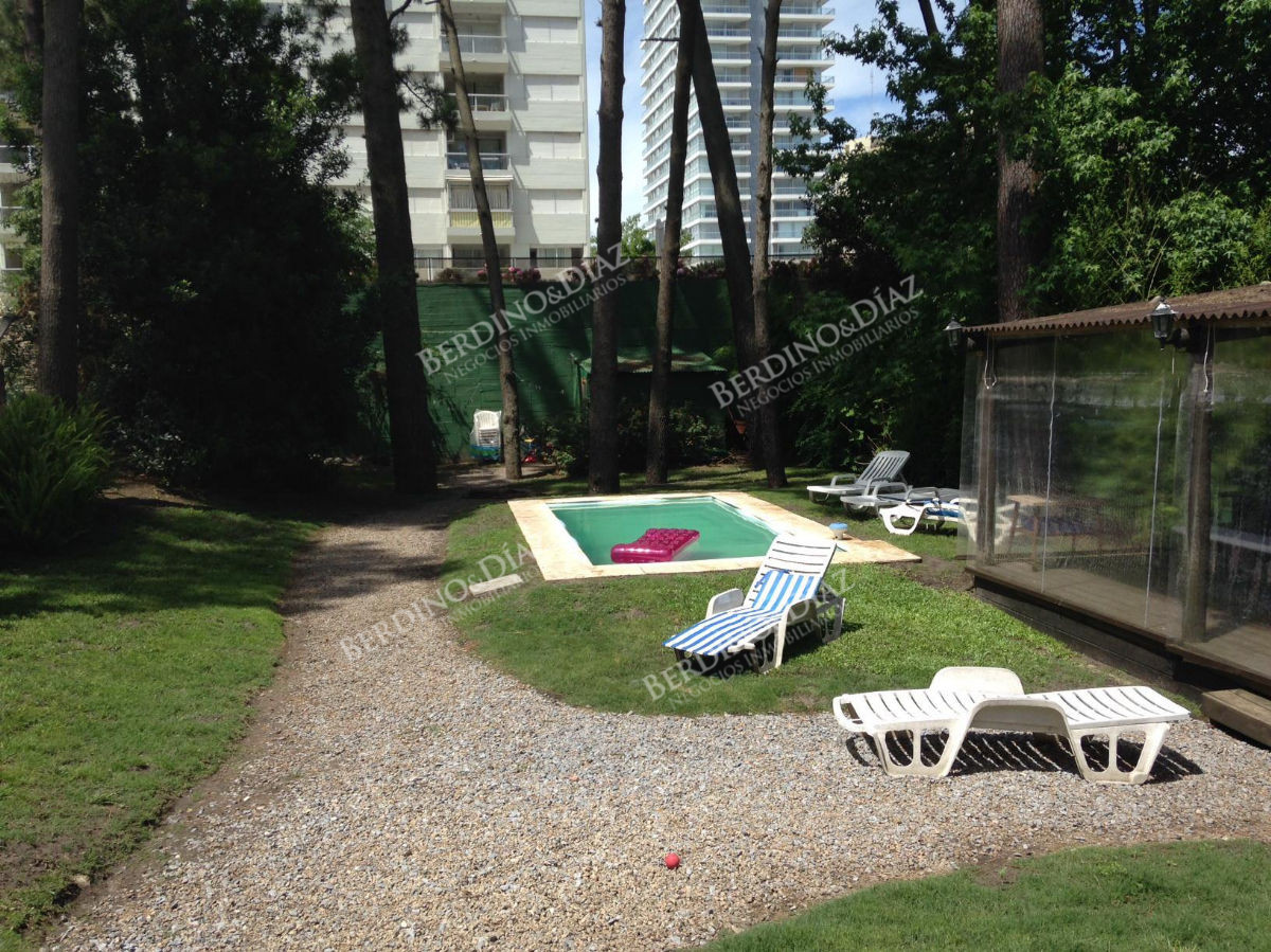 Casa ID.50 - Hermosa Casa En Venta Estilo Tradicional. Zona de paradas en playa mansa.