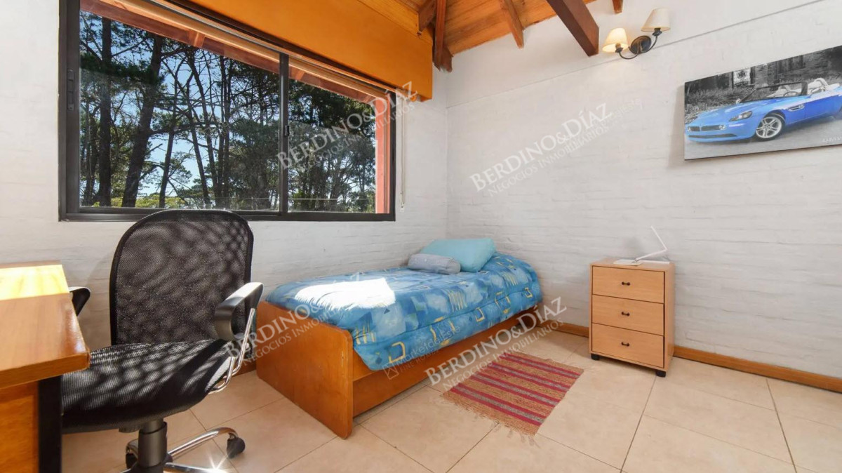 Casa ID.50 - Hermosa Casa En Venta Estilo Tradicional. Zona de paradas en playa mansa.