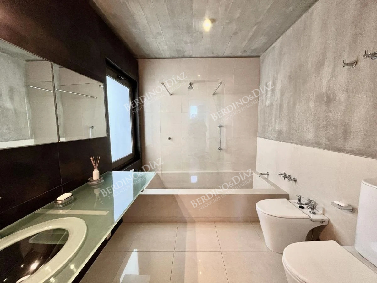 Casa ID.2334 - Casa frente al Mar en venta en Montoya espectacular 3 niveles