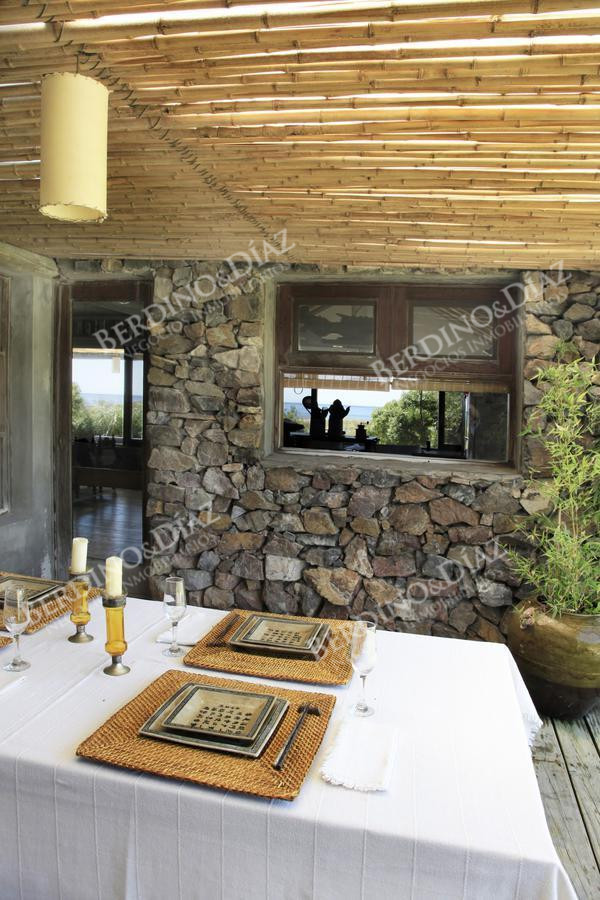 Casa ID.2215 - Casa en piedra venta frente al mar Manantiales