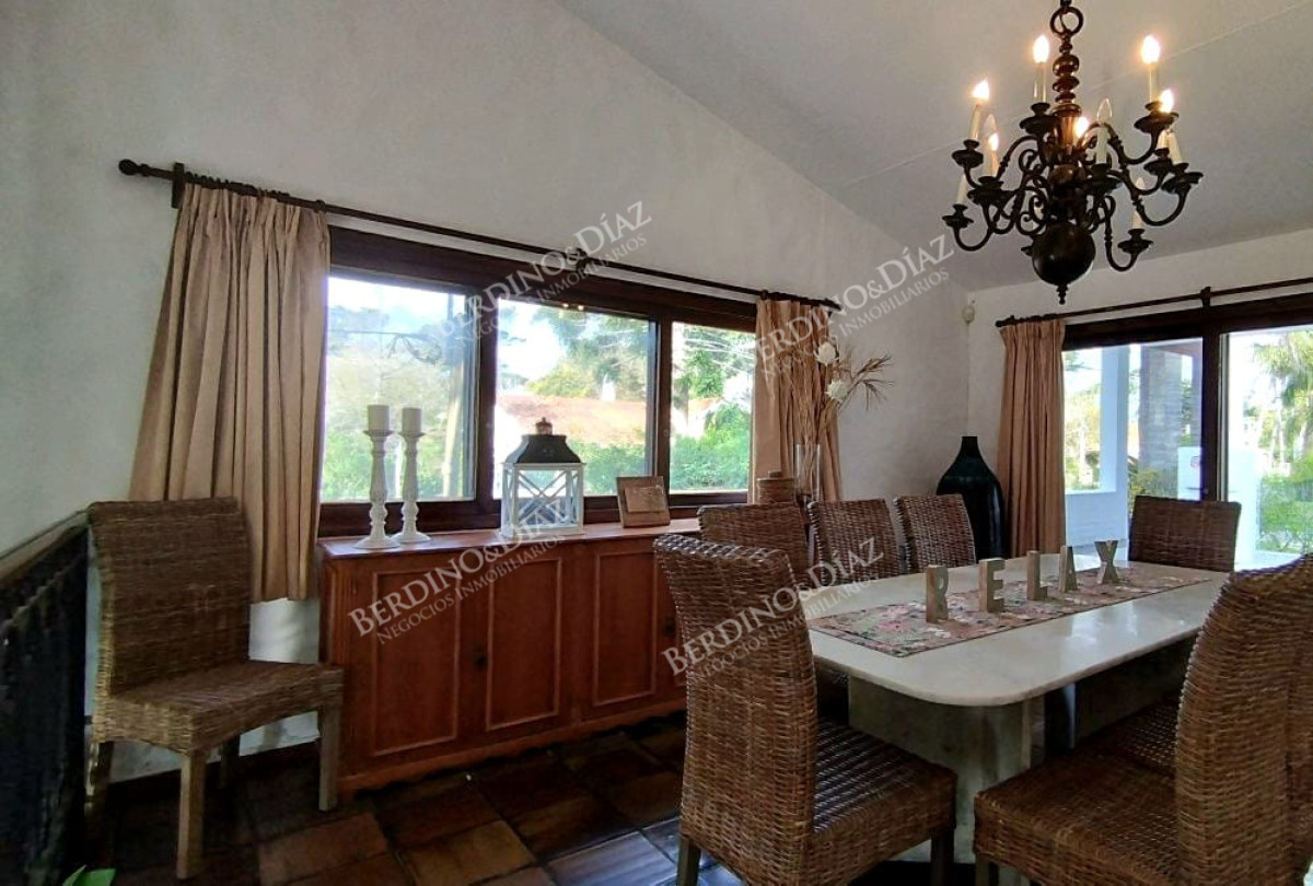 Casa ID.1932 - Casa tradicional en Paradas Playa Mansa