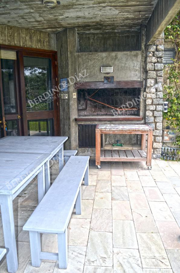 Casa ID.1238 - CASA MODERNA DE PIEDRA EN MANANTIALES